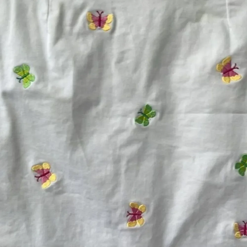 Lilly Pulitzer White label fly by Embroidered Skirt Size 2